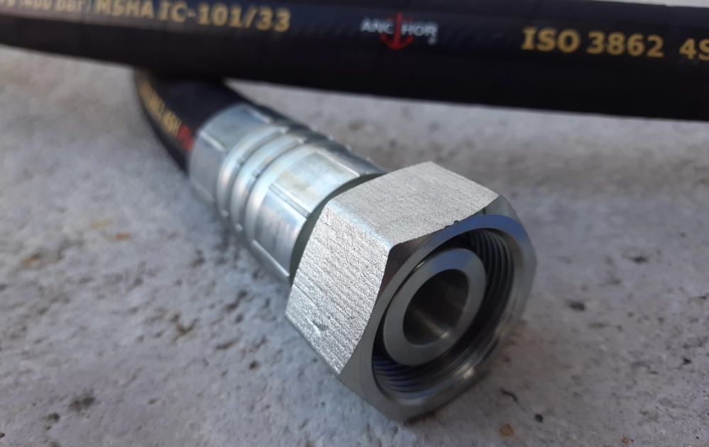 tubi oleodinamici alta pressione foto di tubi oleodinamici alta pressione